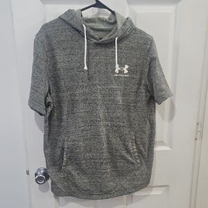 Under Armour Charcoal Men's Short Sleeve  Hoodie Size Laege